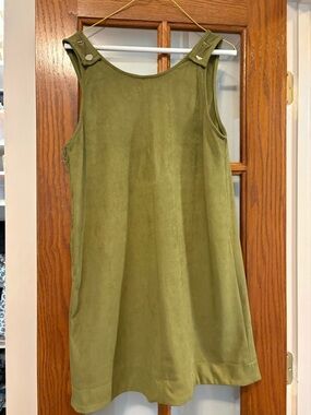 Olive Green Sleeveless Midi Shift Dress